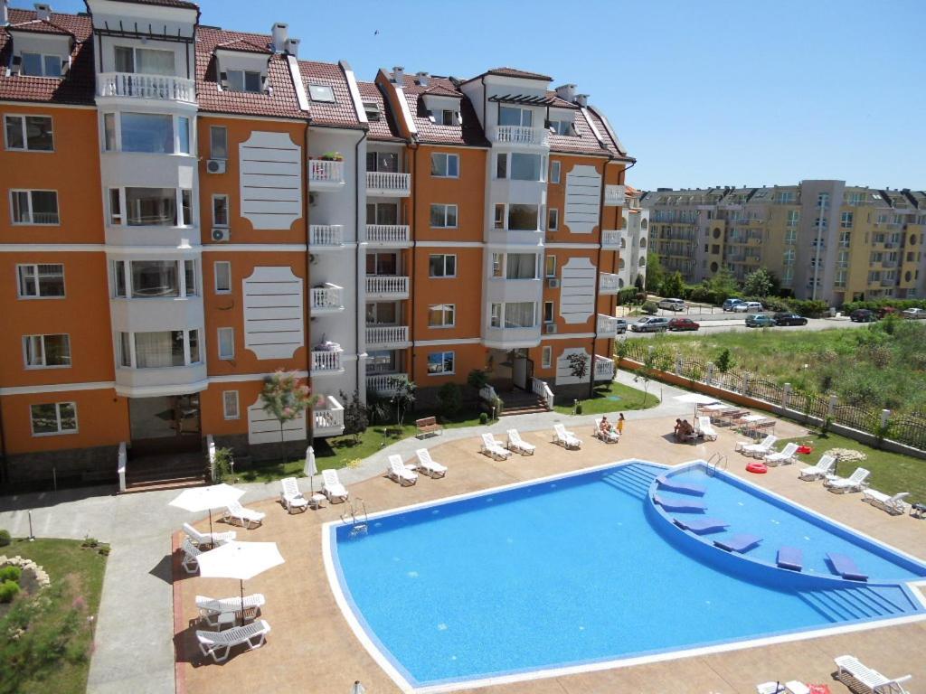Sea Diamond D14 Apartment Pantai Sunny Bagian luar foto