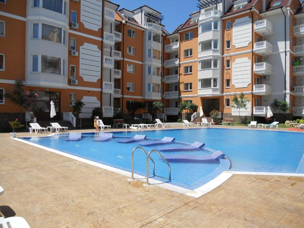 Sea Diamond D14 Apartment Pantai Sunny Bagian luar foto