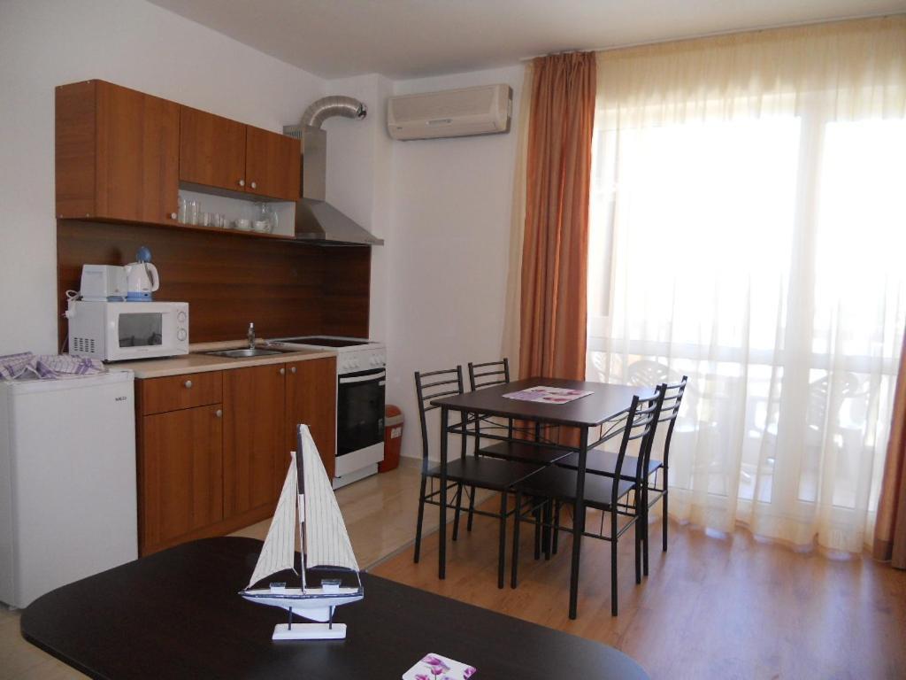 Sea Diamond D14 Apartment Pantai Sunny Bagian luar foto