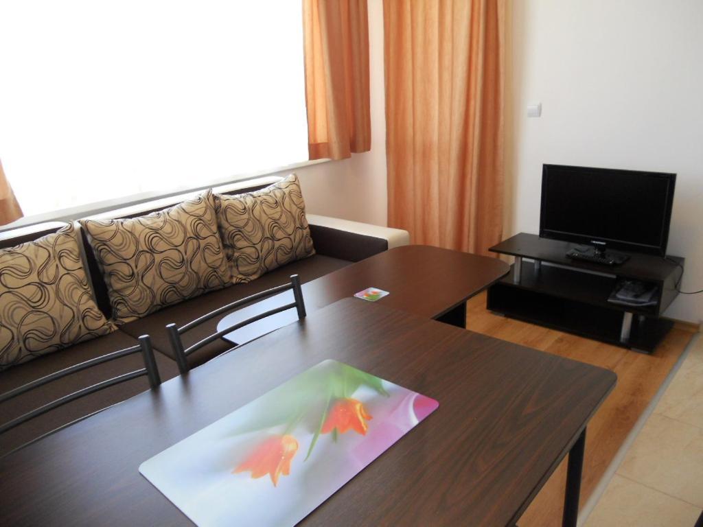 Sea Diamond D14 Apartment Pantai Sunny Bagian luar foto