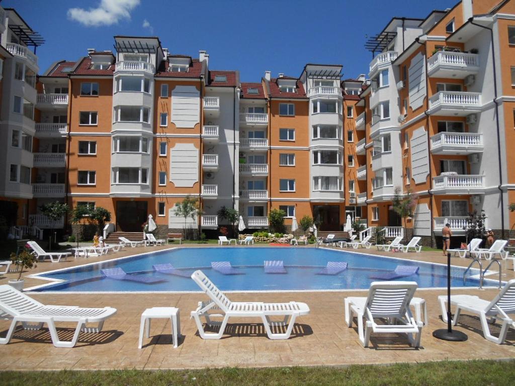 Sea Diamond D14 Apartment Pantai Sunny Bagian luar foto